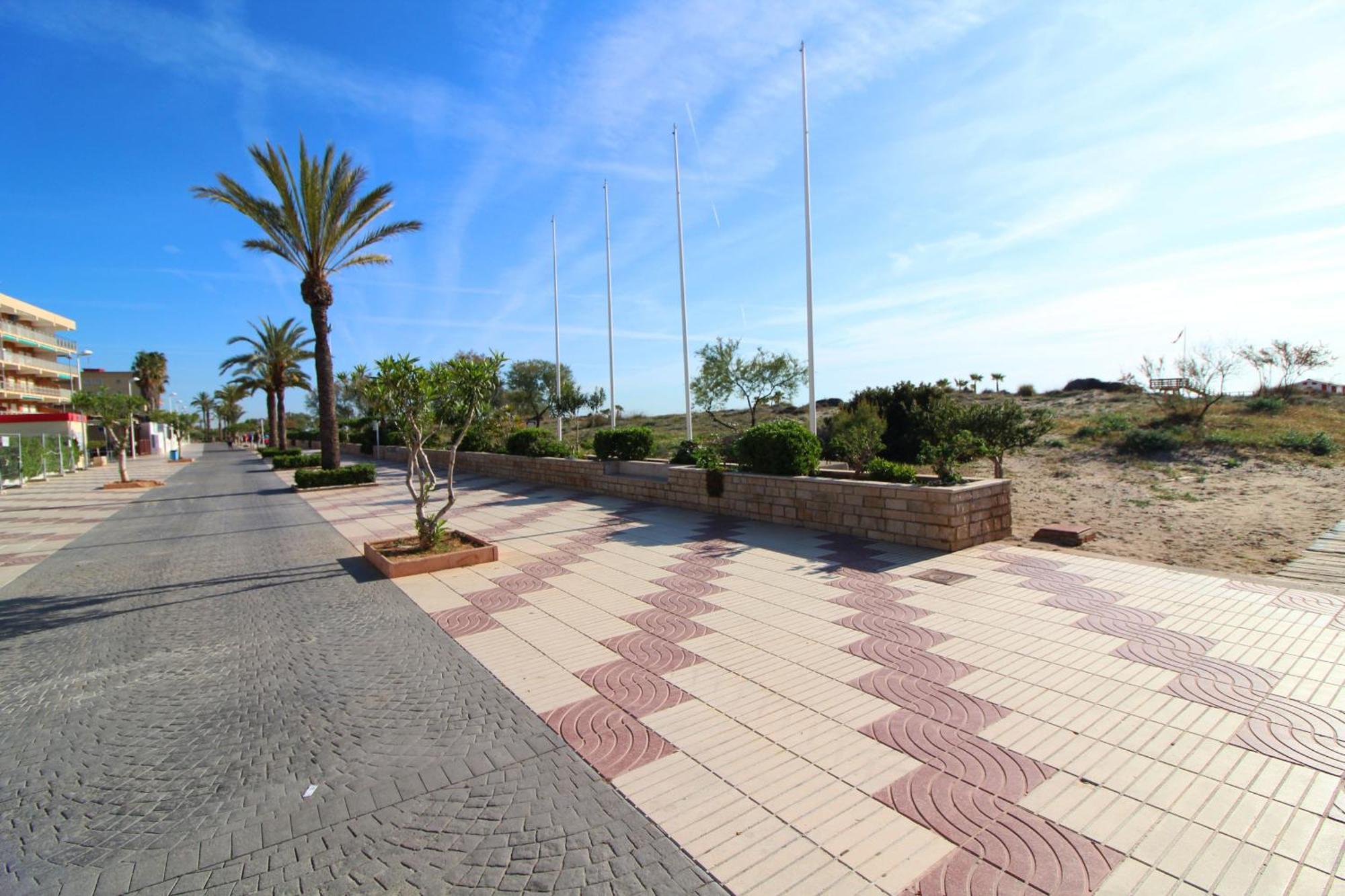 Global Properties, Apartamento Con Terraza Y Vistas Al Mar Y A La Montana Canet d'En Berenguer Exterior photo