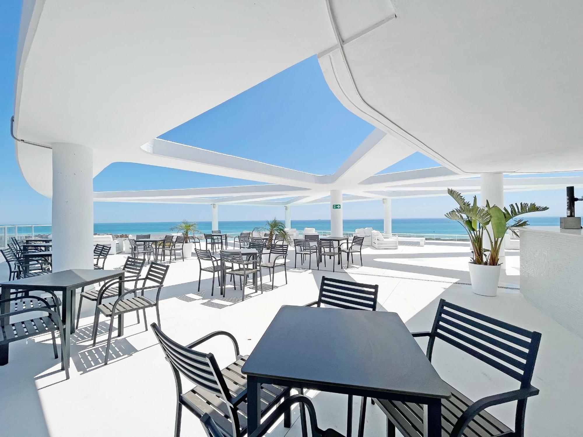 Global Properties, Apartamento Con Terraza Y Vistas Al Mar Y A La Montana Canet d'En Berenguer Exterior photo